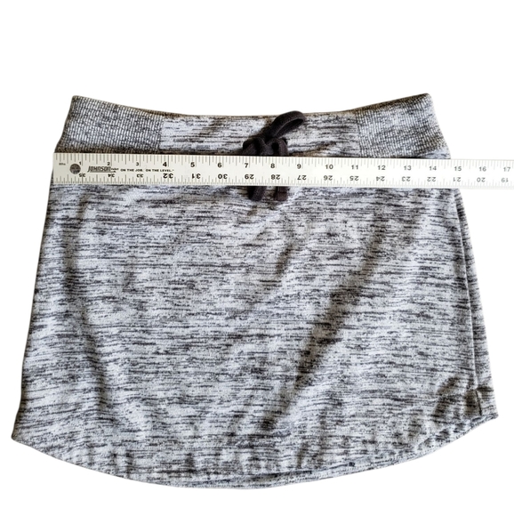 Athleta Heathered Grey Lounge Skirt XS - Picture 6 of 7